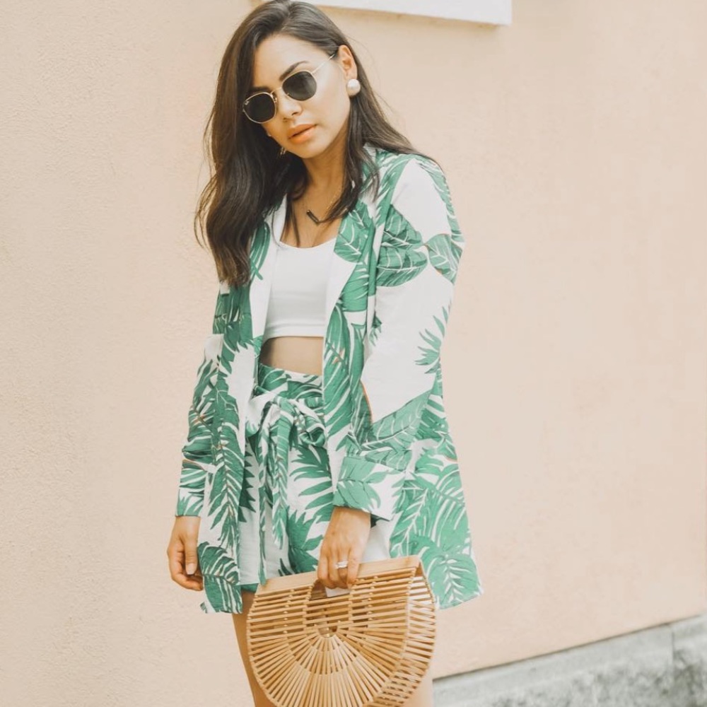 FUN TWO PIECE BLAZER & SHORTS LOOK!